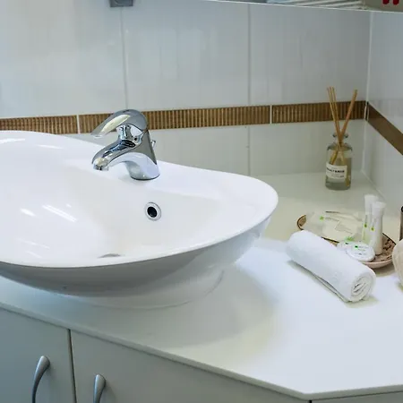 Captain Buda * Budapeşte