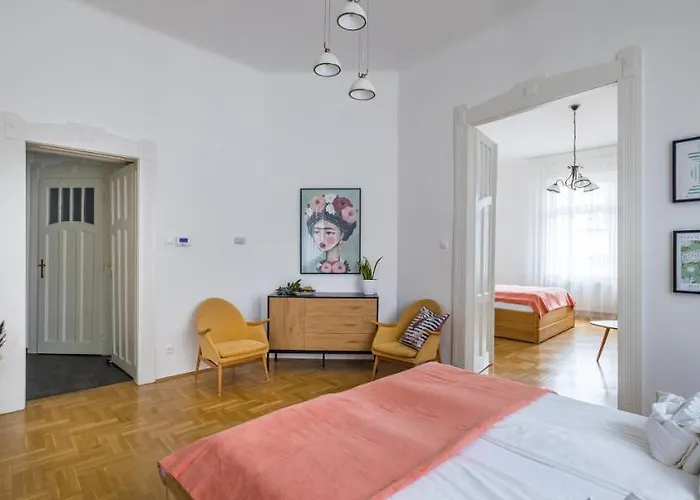 Captain Buda Apartament *