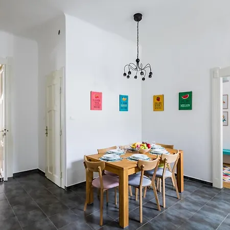 Captain Buda Apartment