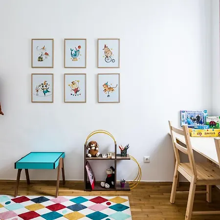 Captain Buda Apartment