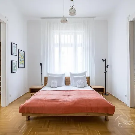 Apartment Captain Buda